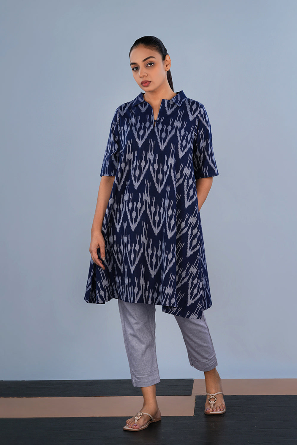 Image of Navy blue geometric Cotton Pochampally Ikat Kurta